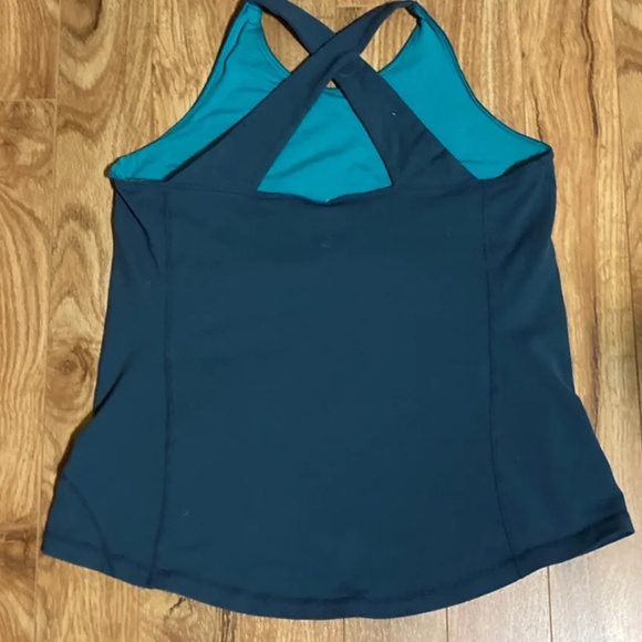 Lululemon blue/teal yoga top - Picture 2 of 3